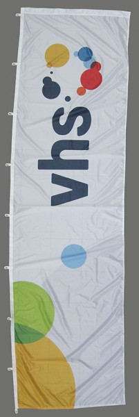 Fahne im Hochformat individuelle Bedruckung